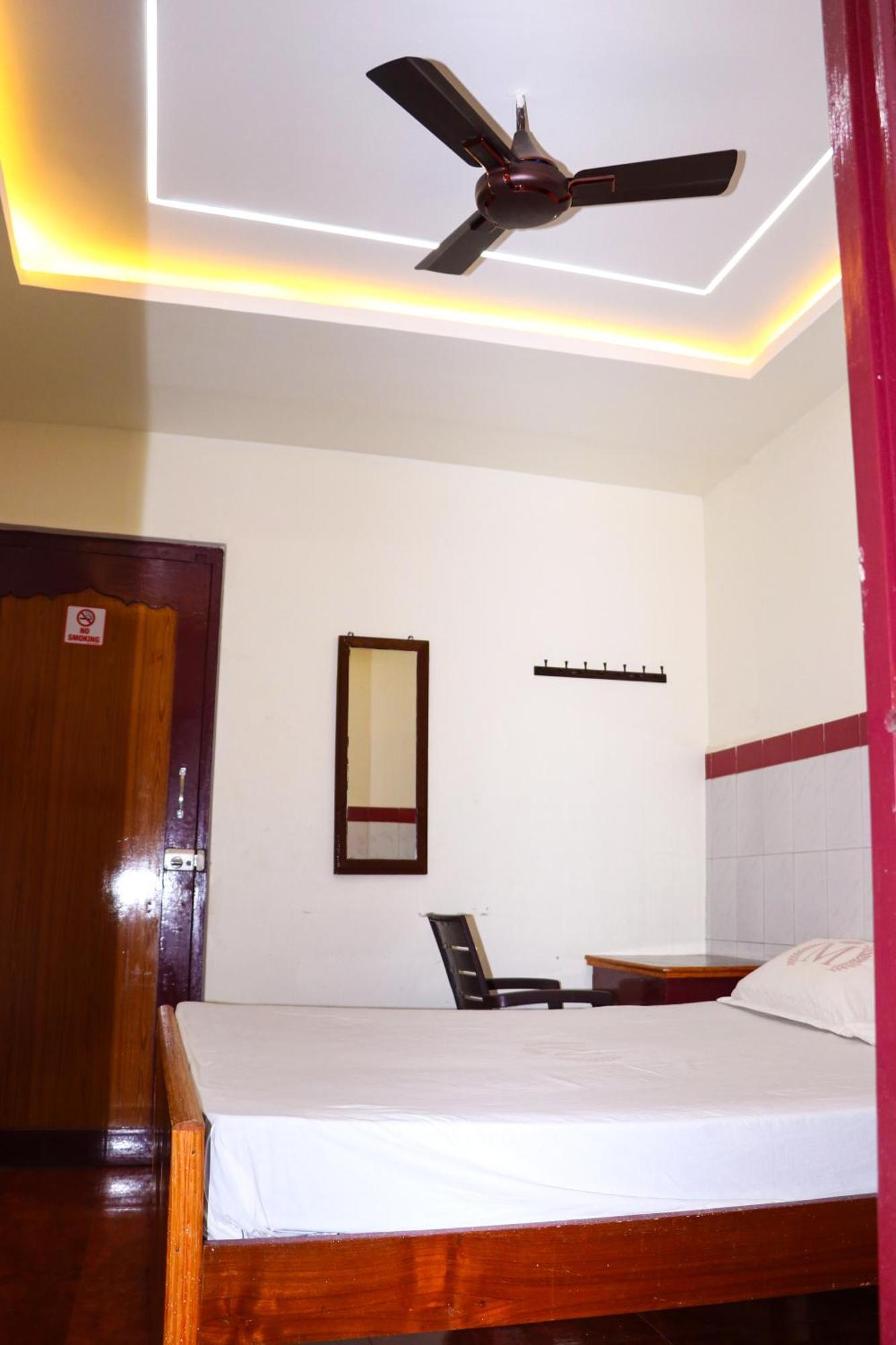 Pari Muthu Vilas Chidambaram Exterior photo